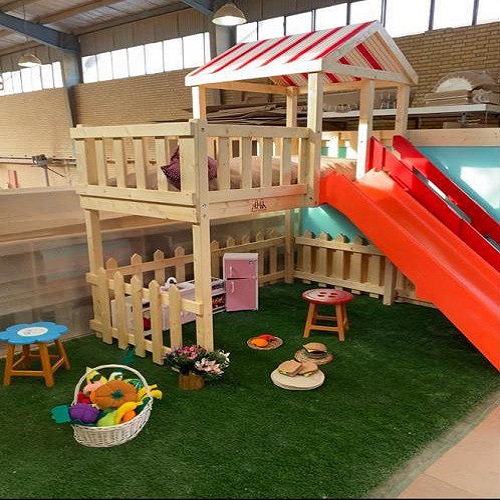 تخت دو طبقه چوبی با سرسره - Image 2